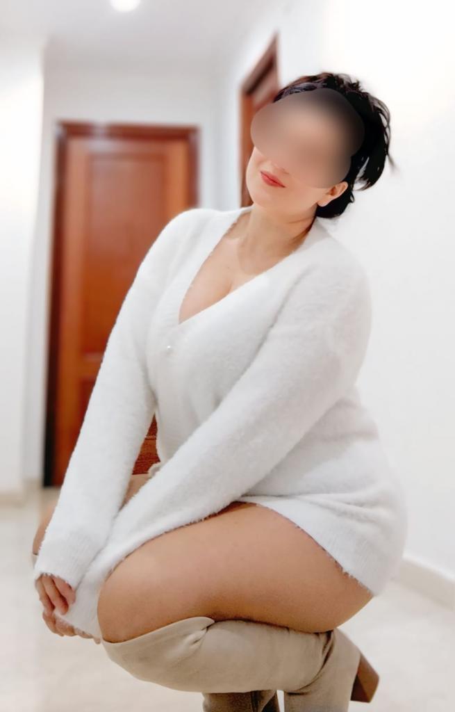 642653627: Chica busca chico en Sevilla