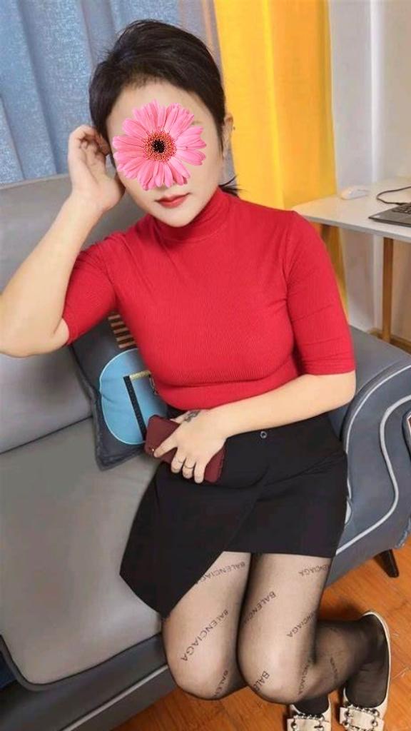 Chica busca chico en Madrid: Chica busca chico