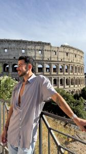 Chico busca chica en Barcelona: 