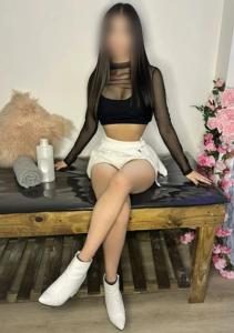 671885475: Chica busca chico en Madrid